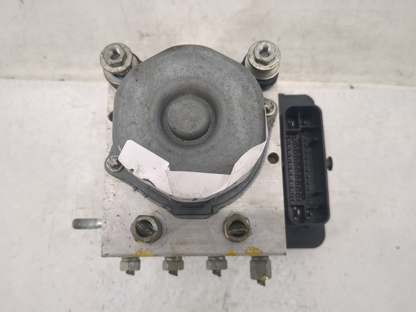 2014 Nissan Versa ABS Pump Control Module Replacement P/N:47660 9KF0A Fits OEM Used Auto Parts - Oemusedautoparts1.com