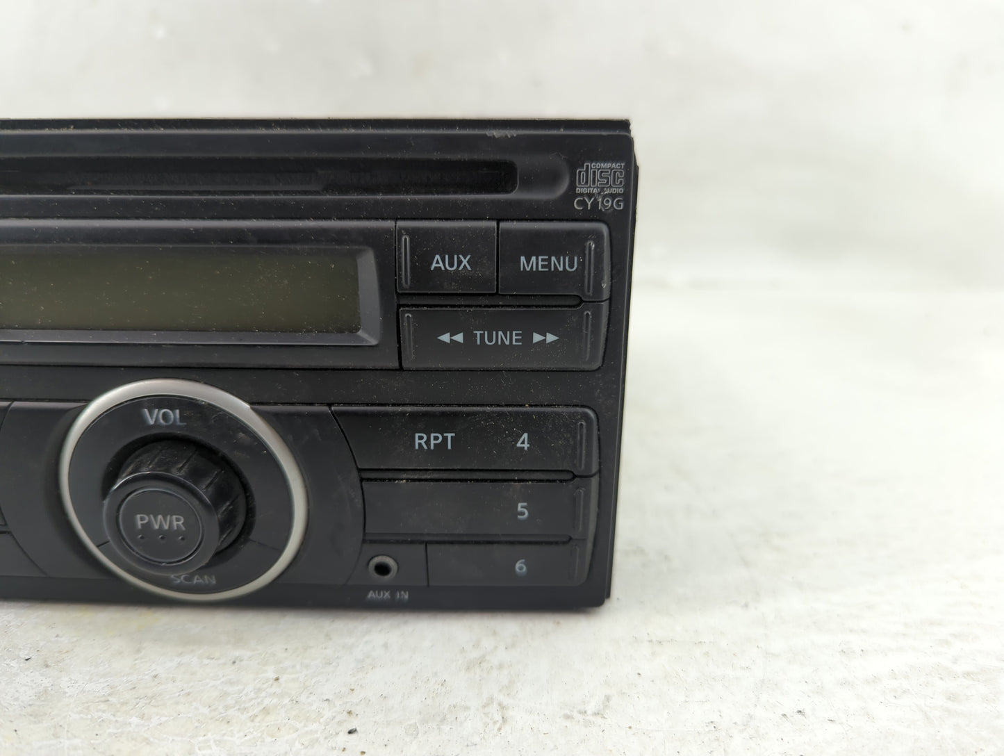 2012-2014 Nissan Versa Radio AM FM Cd Player Receiver Replacement P/N:28185 3AN0A Fits Fits 2012 2013 2014 OEM Used Auto Par