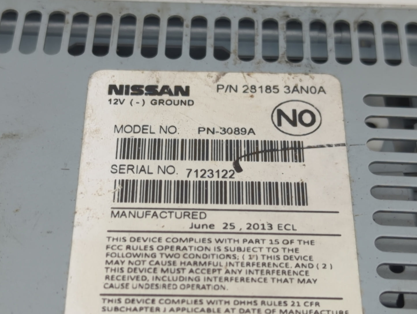 2012-2014 Nissan Versa Radio AM FM Cd Player Receiver Replacement P/N:28185 3AN0A Fits Fits 2012 2013 2014 OEM Used Auto Par