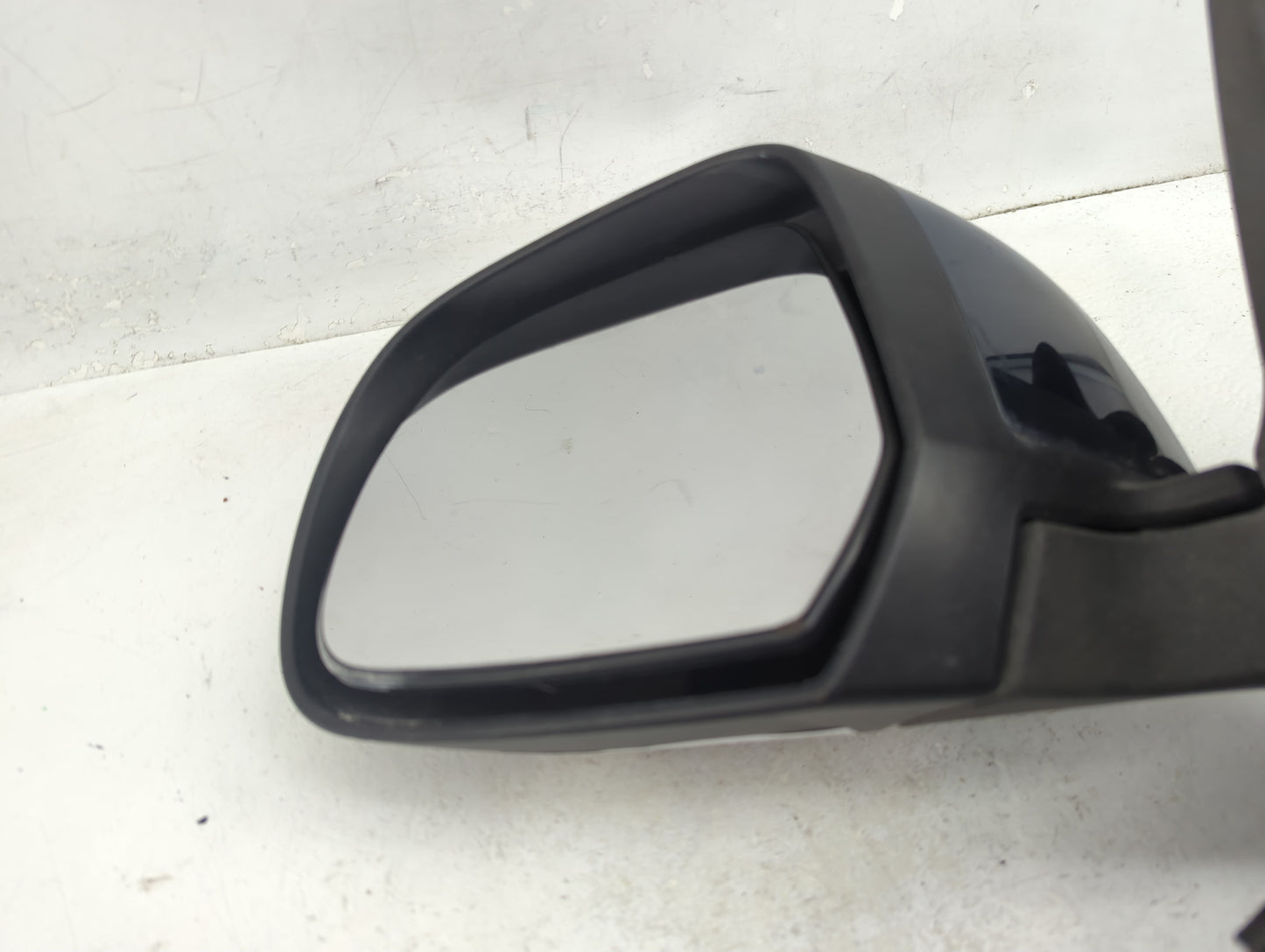 2012-2014 Nissan Versa Driver Side View Mirror - Left Door Mirror OEM Used - Oemusedautoparts1.com