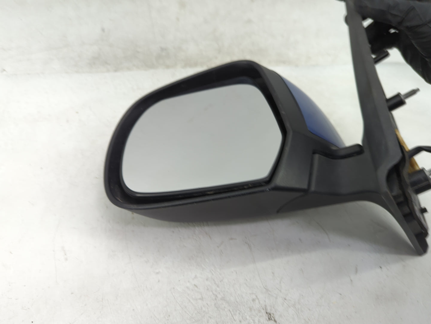 2014 Nissan Versa Driver Side View Mirror - Left Door Mirror OEM Used - Oemusedautoparts1.com