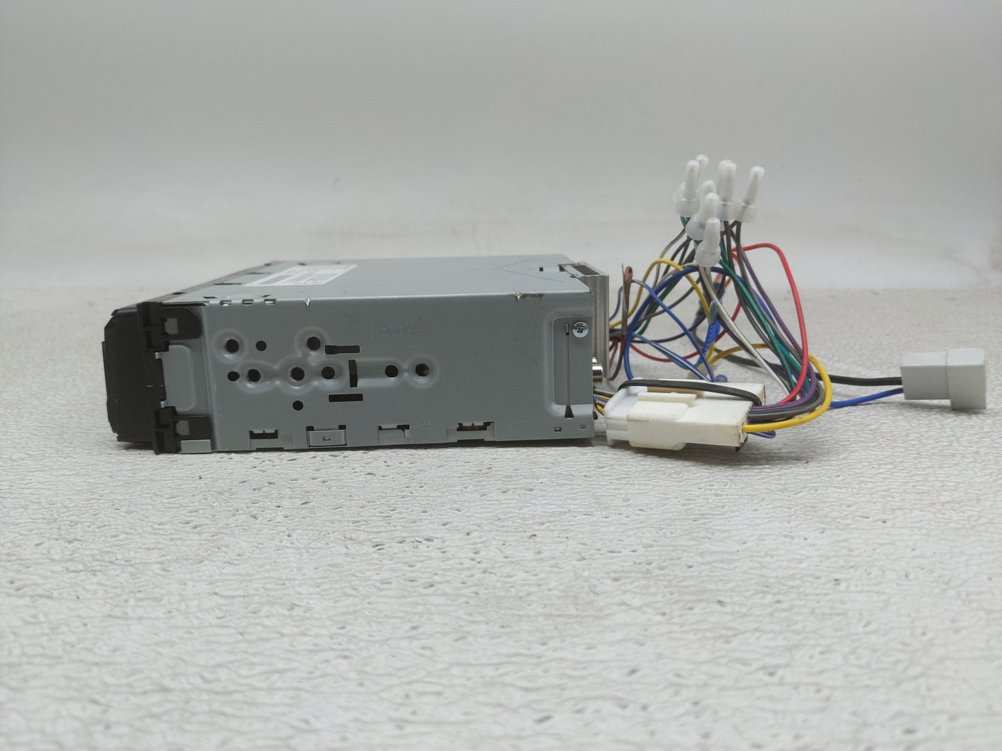 2014 Nissan Versa Radio AM FM Cd Player Receiver Replacement P/N:YK1-0460-12 Fits OEM Used Auto Parts - Oemusedautoparts1.co