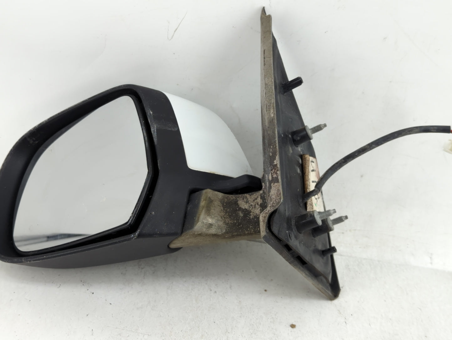 2012-2014 Nissan Versa Driver Side View Mirror - Left Door Mirror OEM Used - Oemusedautoparts1.com