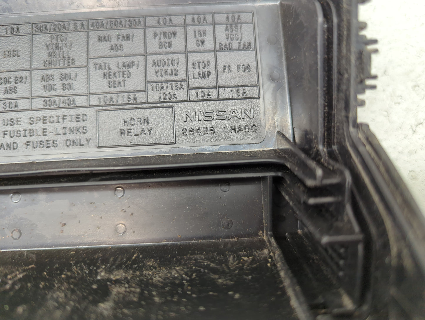 2013-2019 Nissan Versa Fusebox Fuse Box Panel Relay Module P/N:284B8 1HA0C Fits Fits 2013 2014 2015 2016 2017 2018 2019 OEM 