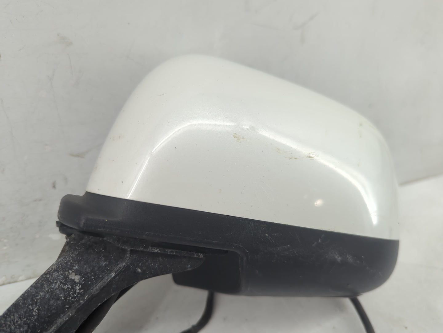 2014 Nissan Versa Driver Side View Mirror - Left Door Mirror OEM Used - Oemusedautoparts1.com