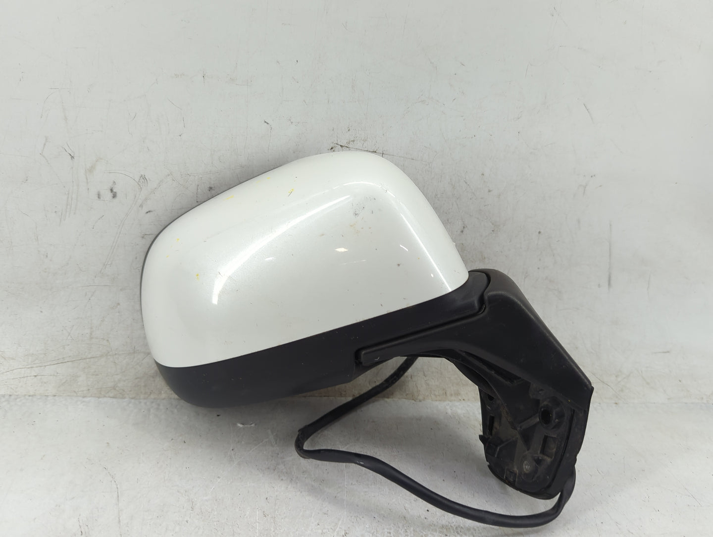 2014 Nissan Versa Passenger Side View Mirror - Right Door Mirror OEM Used - Oemusedautoparts1.com