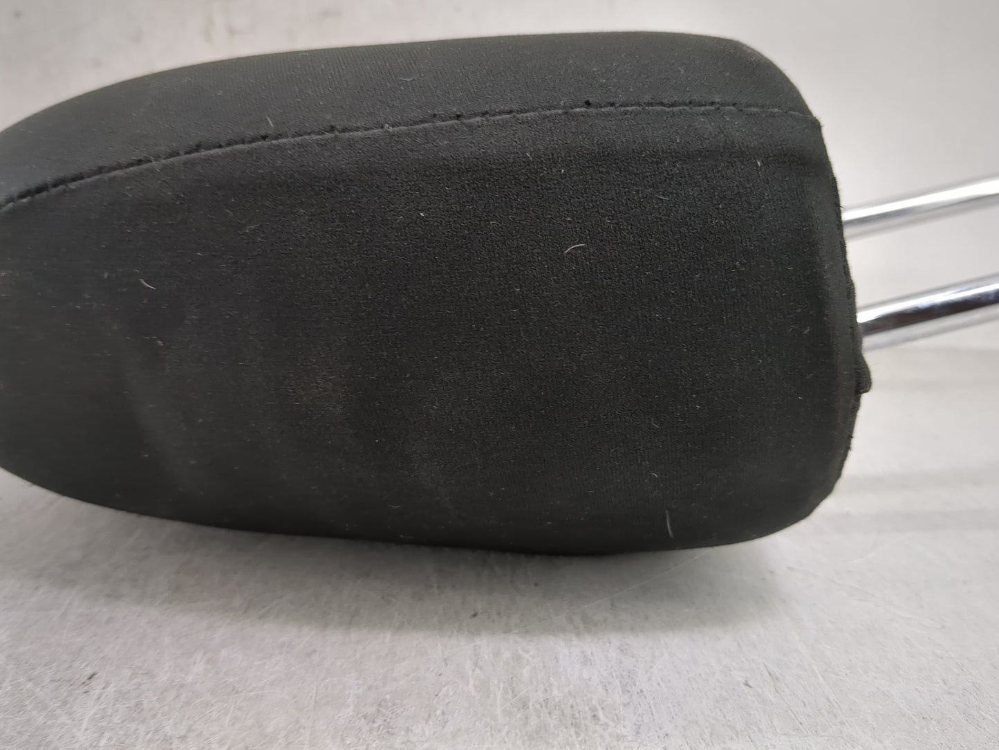 2014 Nissan Versa Headrest Head Rest Front Driver Seat Black - Oemusedautoparts1.com