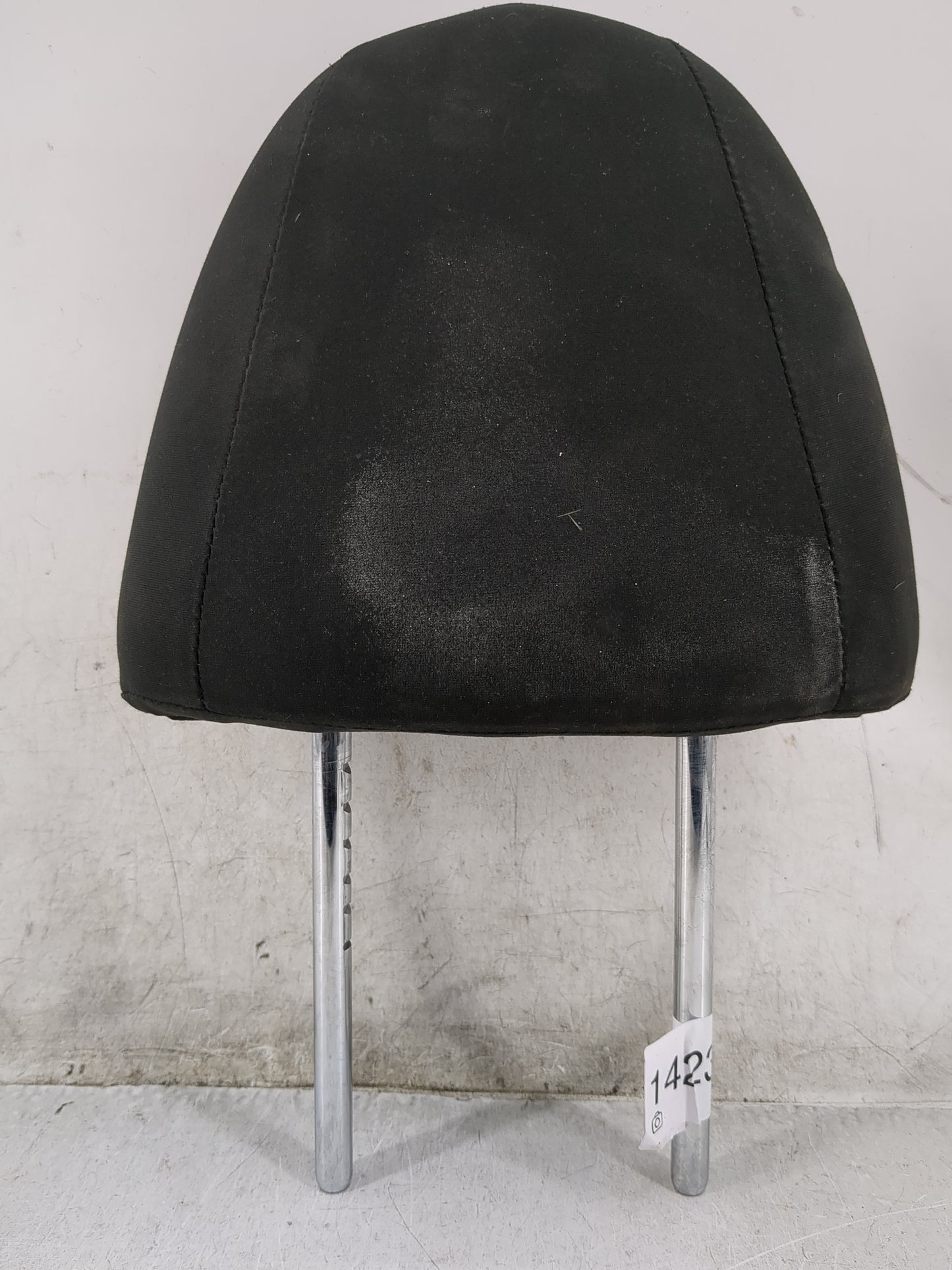 2014 Nissan Versa Headrest Head Rest Front Driver Seat Black - Oemusedautoparts1.com