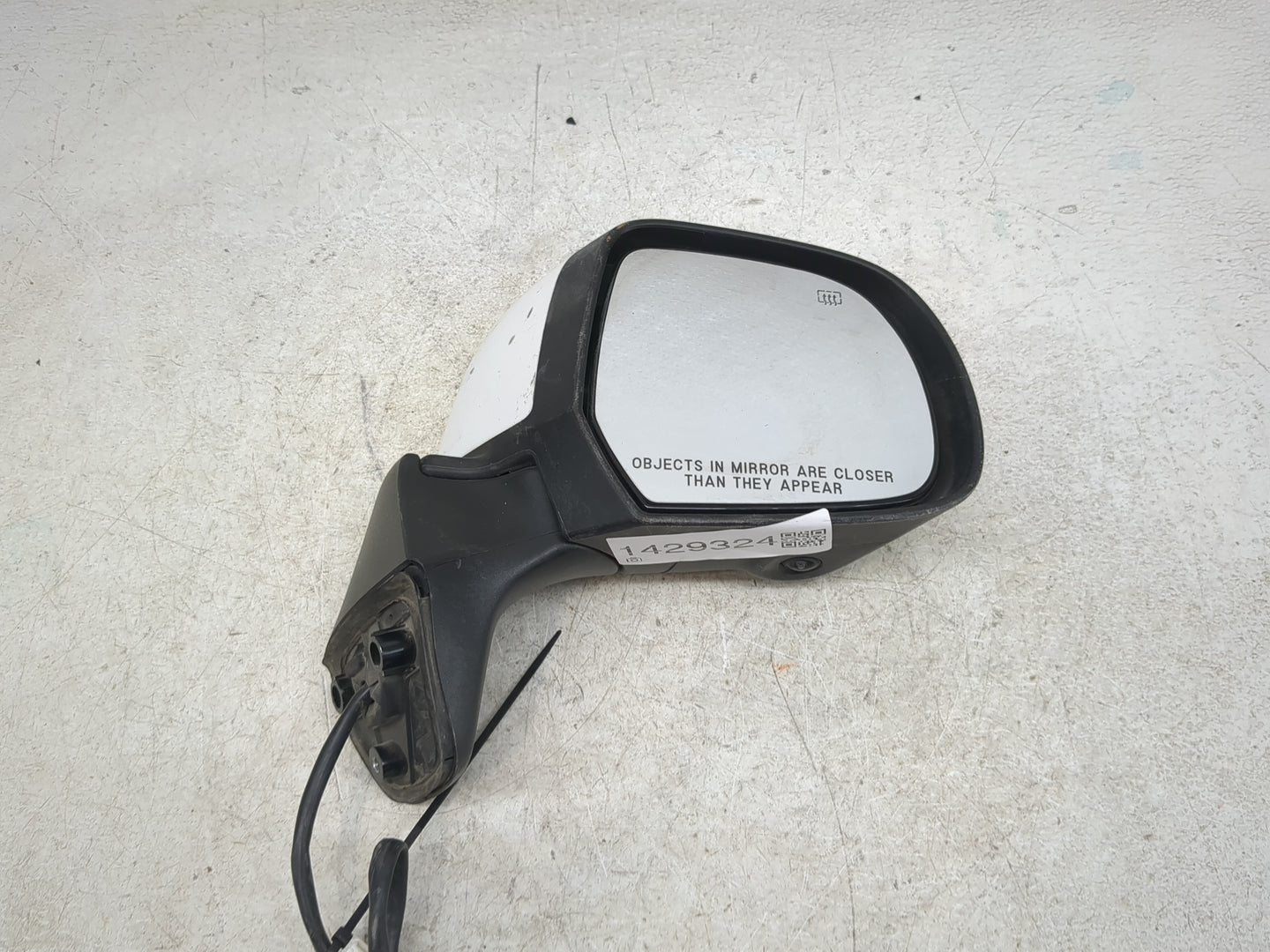 2014 Nissan Versa Passenger Side View Mirror - Right Door Mirror OEM Used - Oemusedautoparts1.com