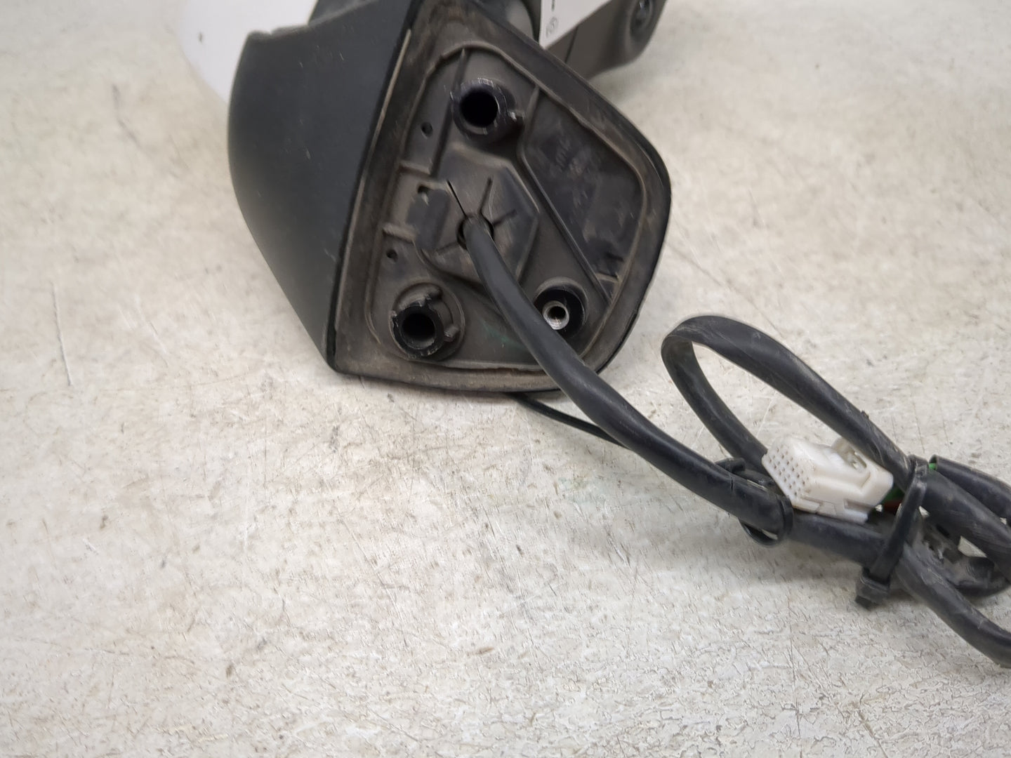 2014 Nissan Versa Passenger Side View Mirror - Right Door Mirror OEM Used - Oemusedautoparts1.com