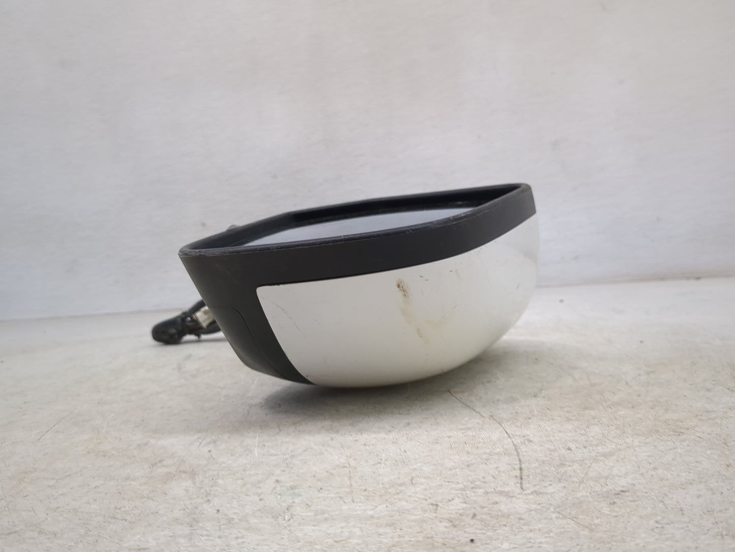 2014 Nissan Versa Passenger Side View Mirror - Right Door Mirror OEM Used - Oemusedautoparts1.com