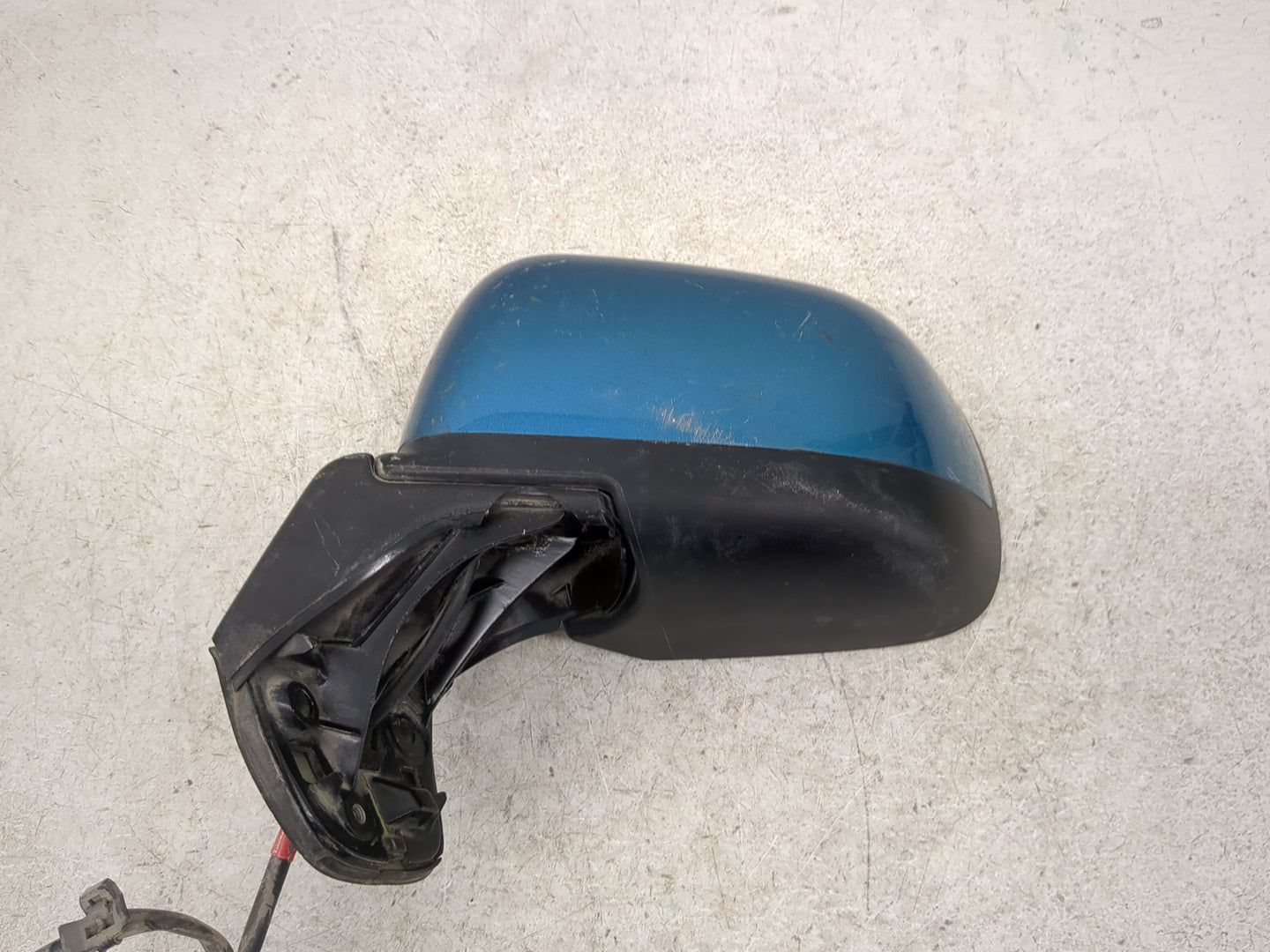 2014 Nissan Versa Driver Side View Mirror - Left Door Mirror OEM Used - Oemusedautoparts1.com