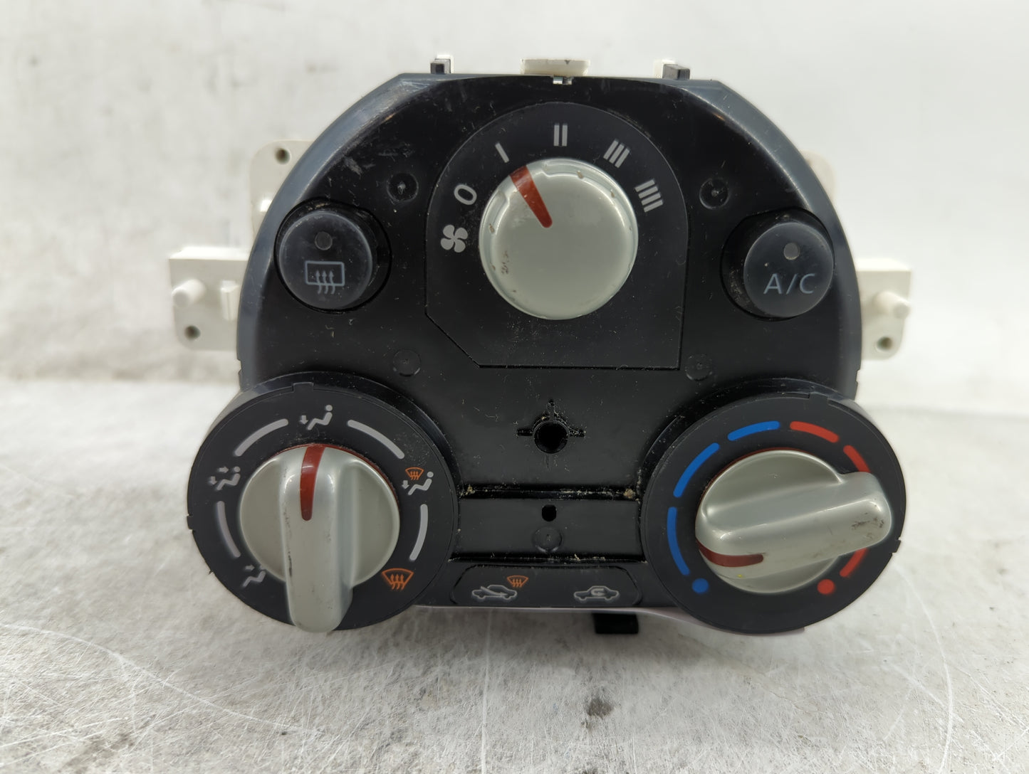 2014 Nissan Versa Climate Control Module Temperature AC/Heater Replacement P/N:27510-00C31 D7404 Fits OEM Used Auto Parts - 