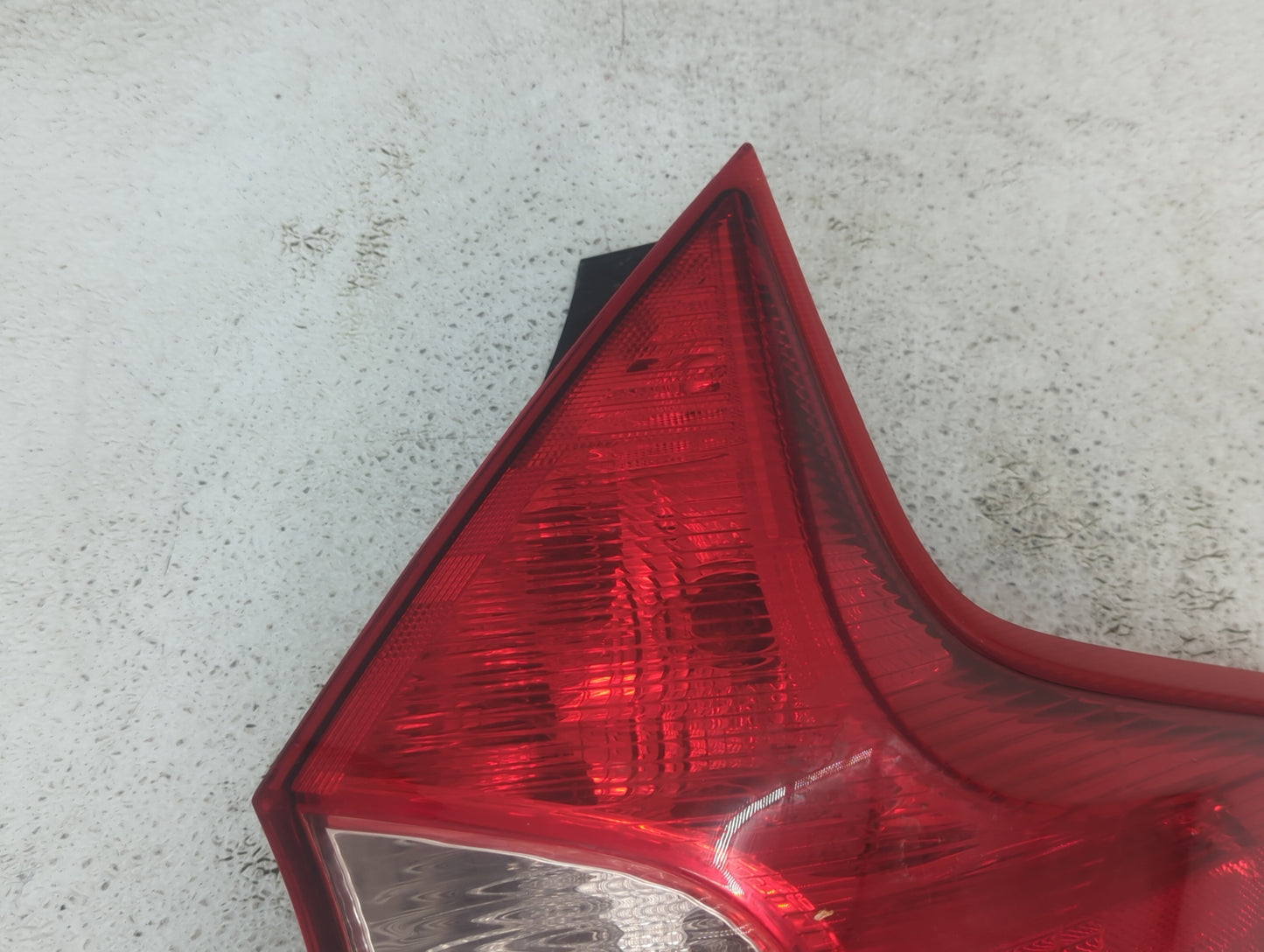 2014-2019 Nissan Versa Tail Light Assembly Passenger Right OEM P/N:265503WC0A Fits Fits 2014 2015 2016 2017 2018 2019 OEM Us