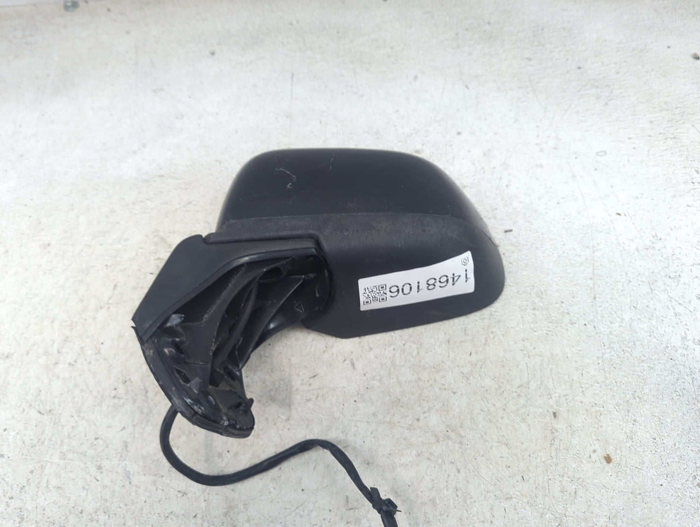 2014 Nissan Versa Driver Side View Mirror - Left Door Mirror OEM Used - Oemusedautoparts1.com