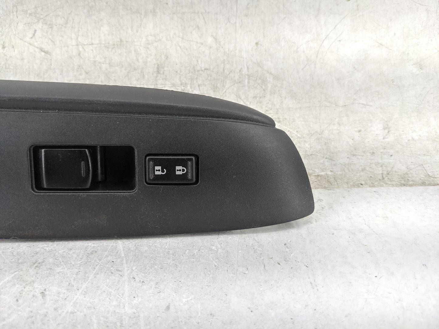2012-2019 Nissan Versa Passenger Right Power Window Switch 809603an0a - Oemusedautoparts1.com