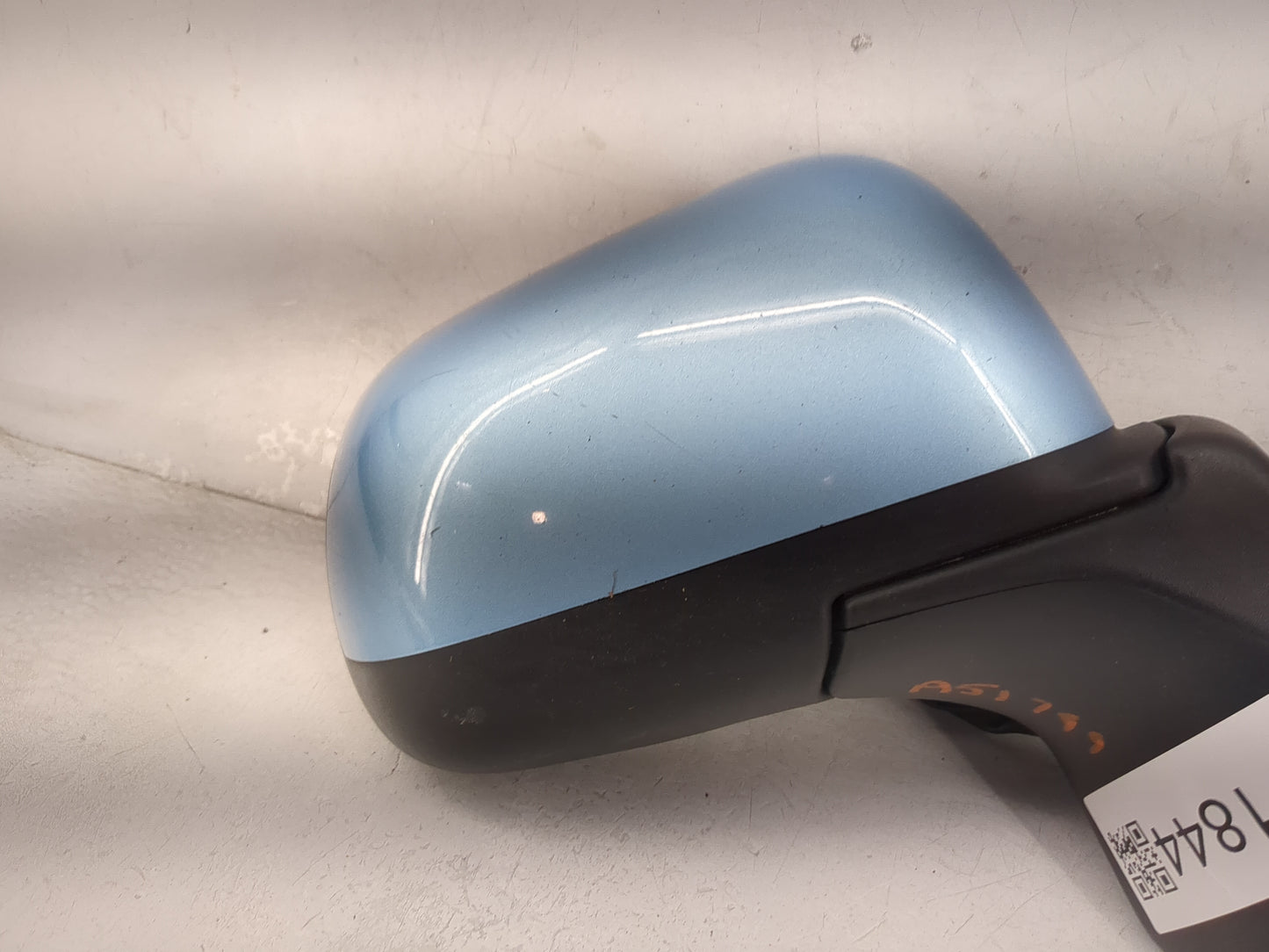 2014 Nissan Versa Passenger Side View Mirror - Right Door Mirror OEM Used - Oemusedautoparts1.com
