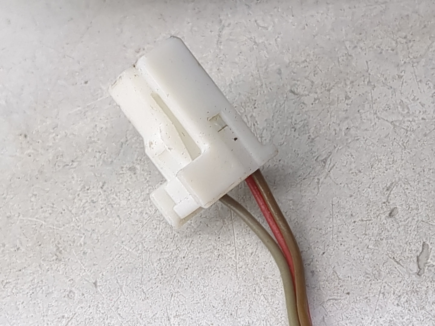 2012-2014 Nissan Versa Driver Side View Mirror - Left Door Mirror OEM Used - Oemusedautoparts1.com