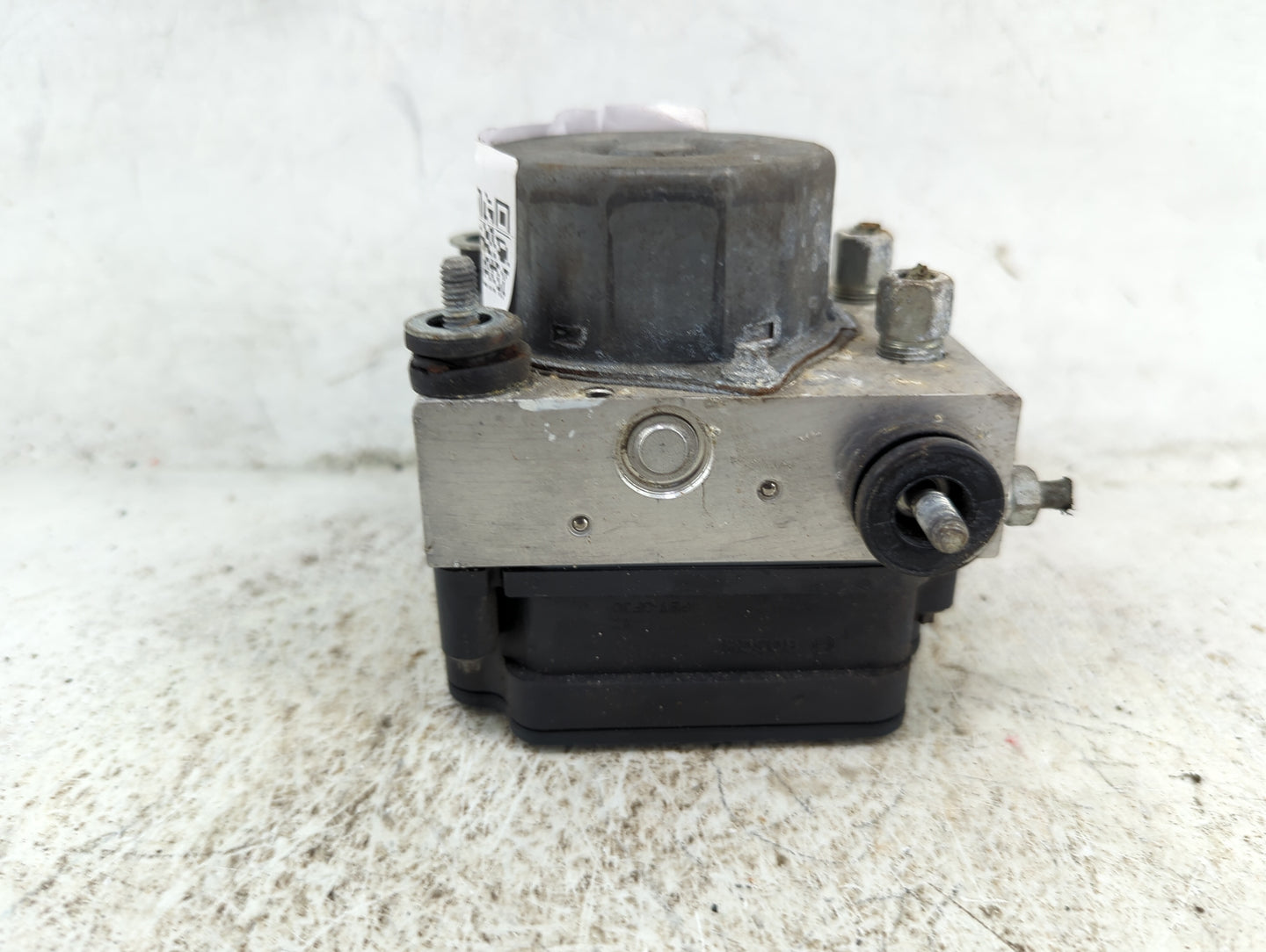 2014 Nissan Versa ABS Pump Control Module Replacement Fits OEM Used Auto Parts - Oemusedautoparts1.com