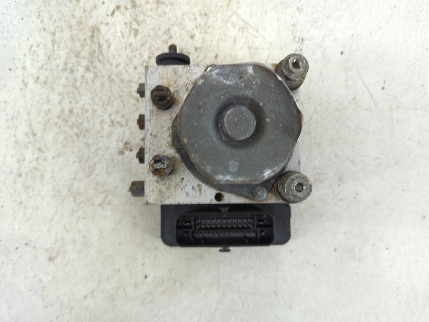 2014 Nissan Versa ABS Pump Control Module Replacement Fits OEM Used Auto Parts - Oemusedautoparts1.com