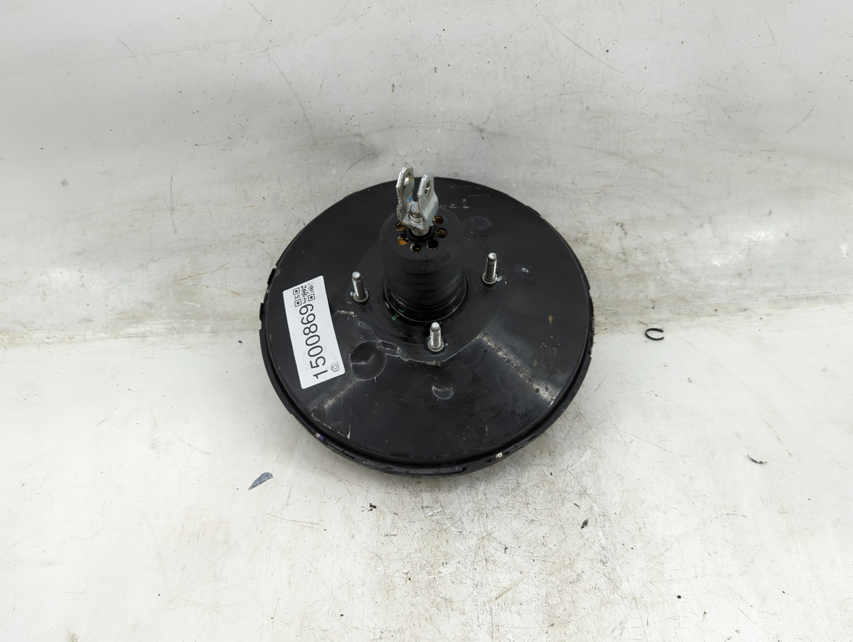 2012-2019 Nissan Versa Power Brake Booster Oem 1500869 - Oemusedautoparts1.com