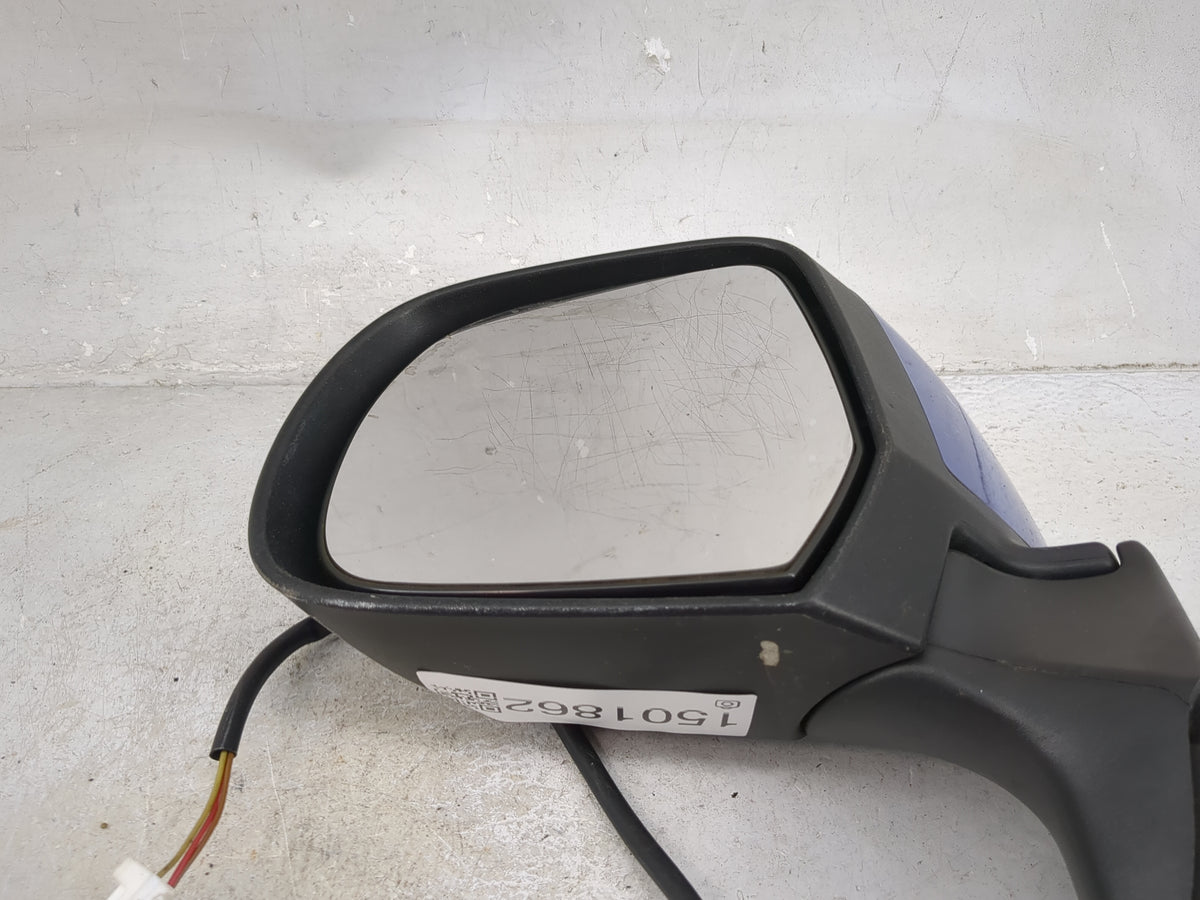 2014 Nissan Versa Driver Side View Mirror - Left Door Mirror OEM Used - Oemusedautoparts1.com