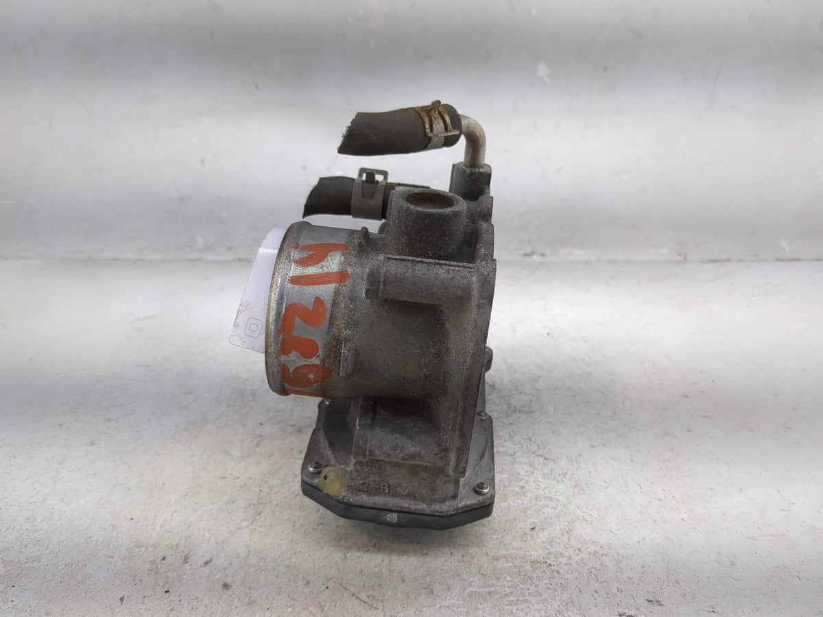2012-2019 Nissan Versa Throttle Body P/N:3AA50-02 E Fits Fits 2012 2013 2014 2015 2016 2017 2018 2019 OEM Used Auto Parts - 