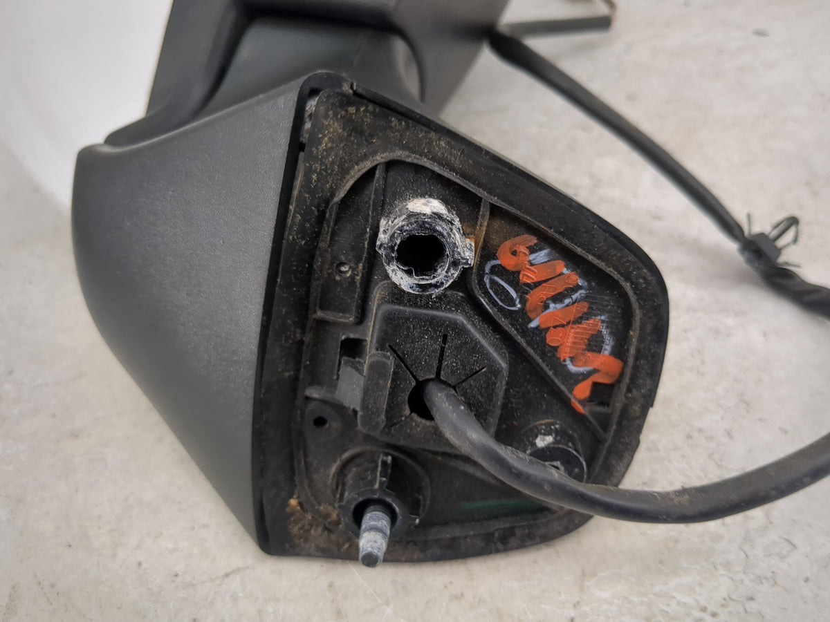 2014 Nissan Versa Passenger Side View Mirror - Right Door Mirror OEM Used - Oemusedautoparts1.com