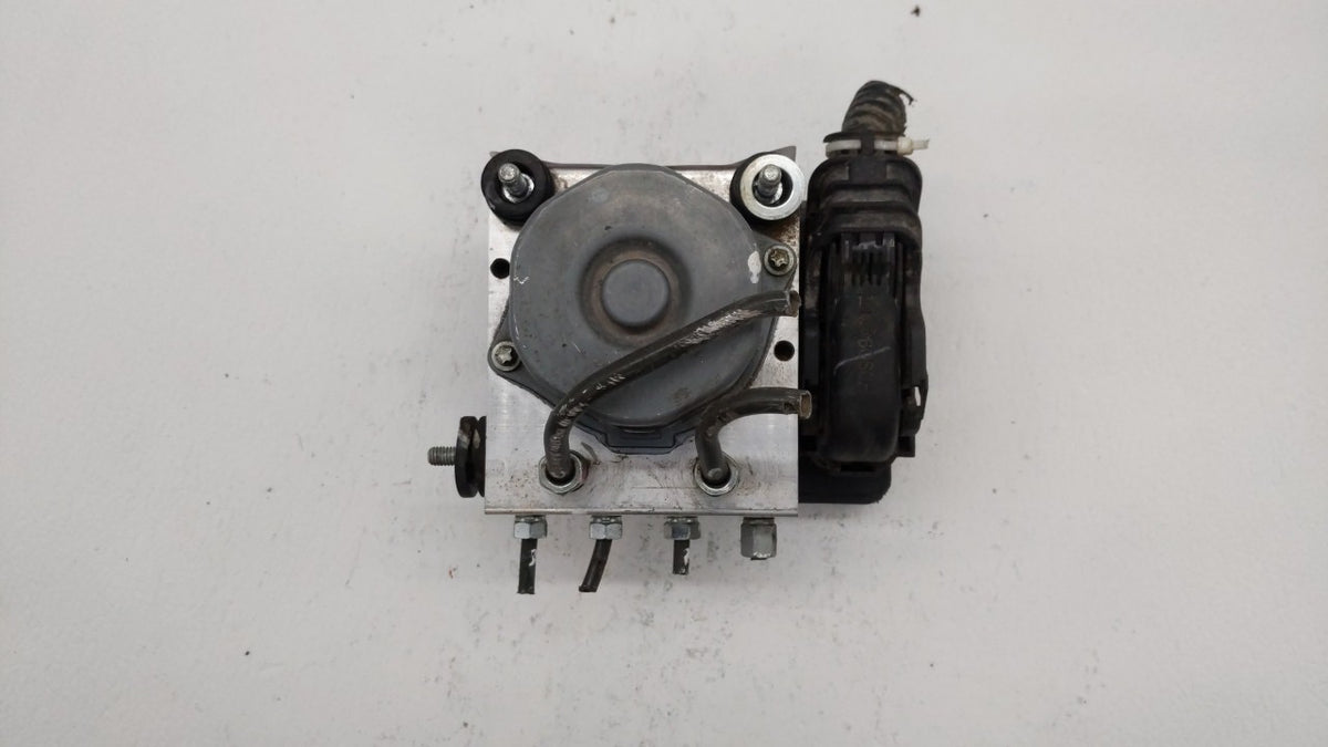 2014 Nissan Versa Anti-Lock Brake ABS Pump Module Actuator OEM P/N:47660 9KE0A Fits OEM Used Auto Parts - Oemusedautoparts1.