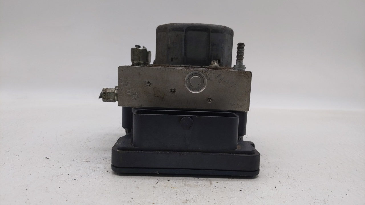 2014 Nissan Versa ABS Pump Control Module Replacement P/N:47660 9KF0A 47660 9KE0A Fits OEM Used Auto Parts - Oemusedautopart