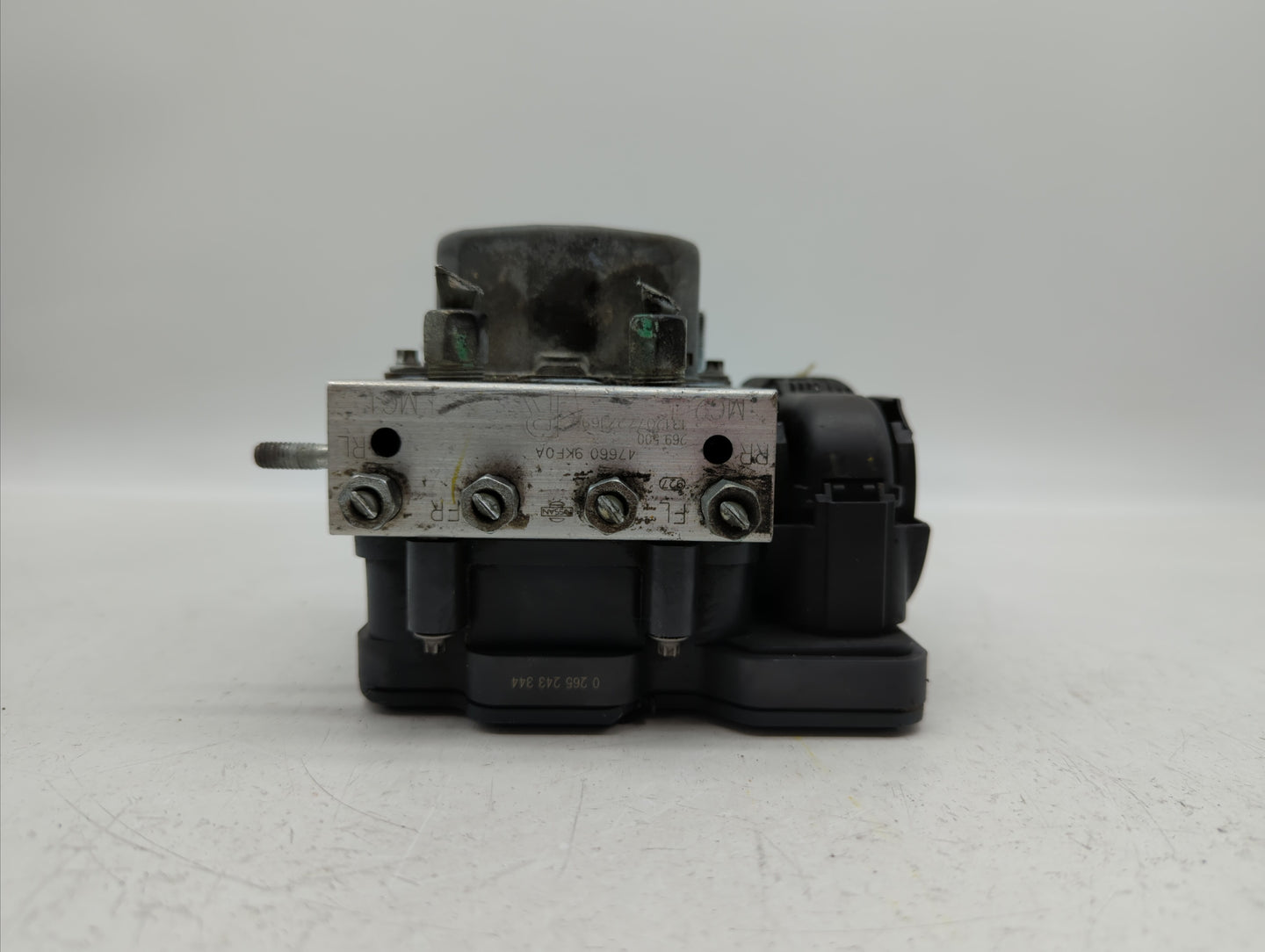 2014 Nissan Versa ABS Pump Control Module Replacement P/N:47660 9KF0A 47660 9KE0A Fits OEM Used Auto Parts - Oemusedautopart