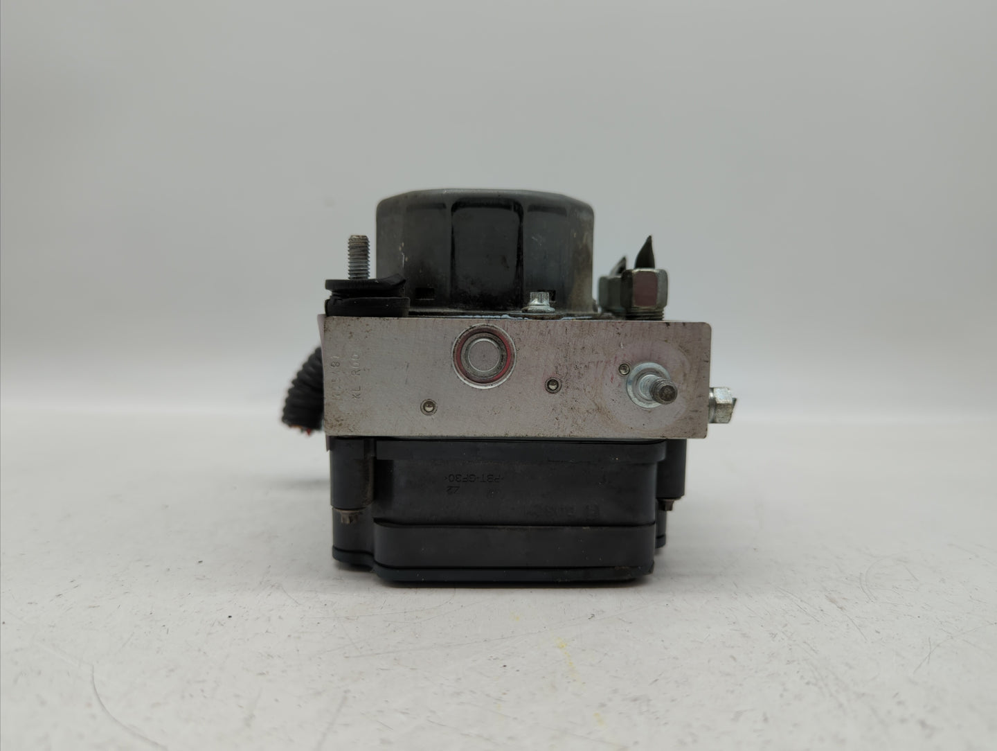 2014 Nissan Versa ABS Pump Control Module Replacement P/N:47660 9KF0A 47660 9KE0A Fits OEM Used Auto Parts - Oemusedautopart
