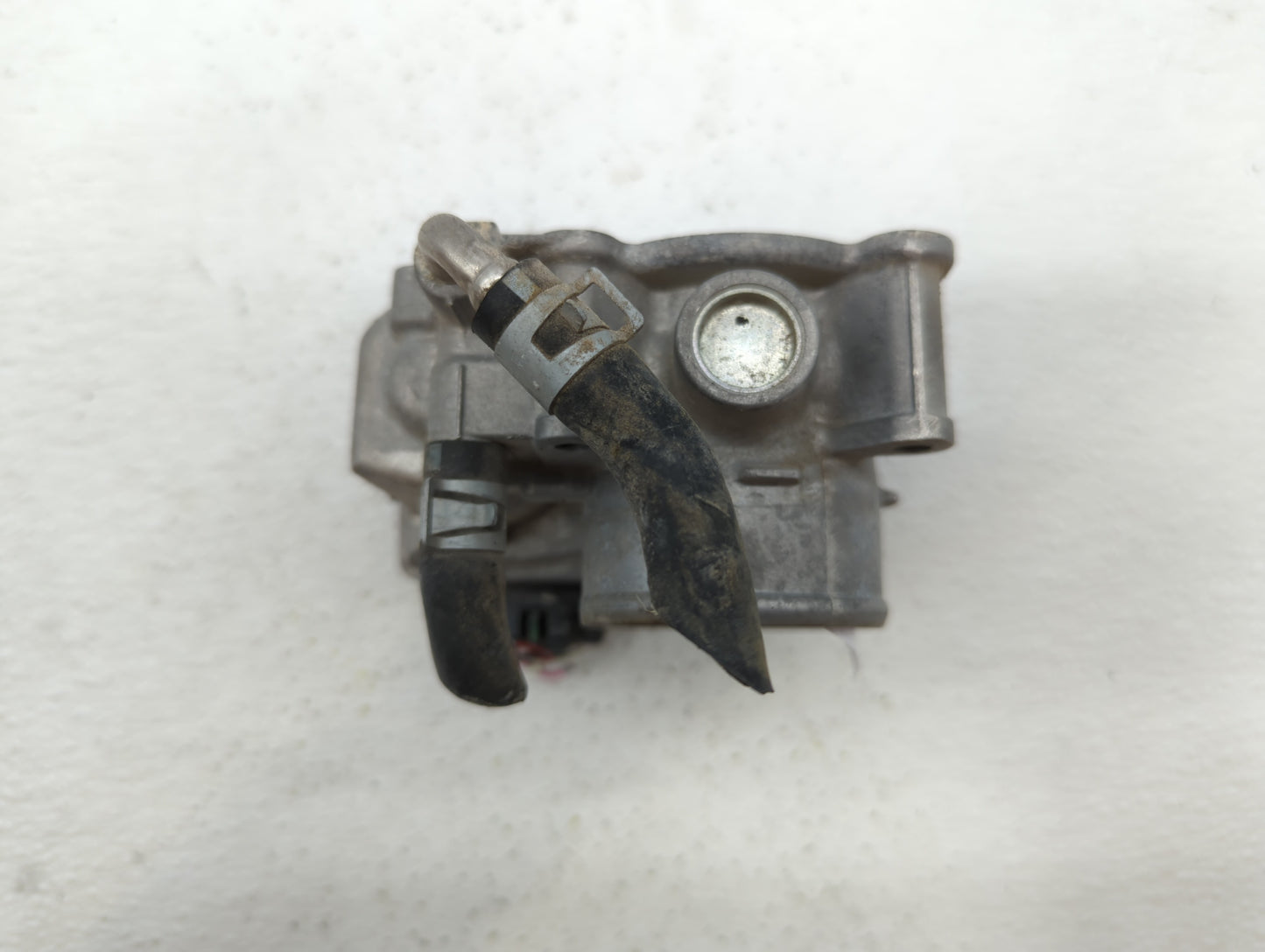 2012-2019 Nissan Versa Throttle Body P/N:3AA50-02 G 3AA50-02 B, 3AA50-02 C Fits Fits 2012 2013 2014 2015 2016 2017 2018 2019