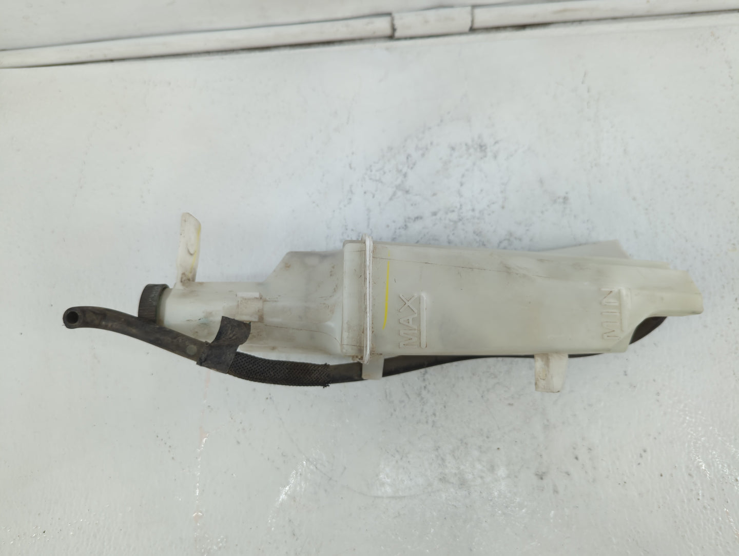 Nissan Versa Windshield Washer Fluid Reservoir Bottle Oem - Oemusedautoparts1.com
