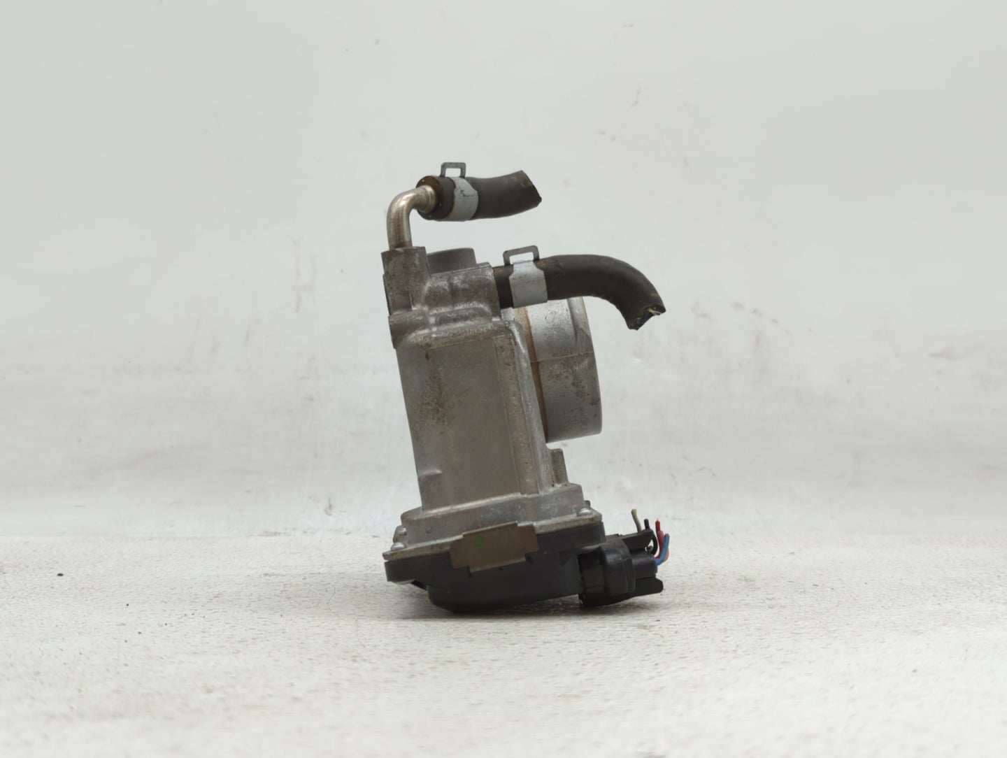 2012-2019 Nissan Versa Throttle Body P/N:3AA50-02 G 3AA50-02 B, 3AA50-02 C Fits Fits 2012 2013 2014 2015 2016 2017 2018 2019