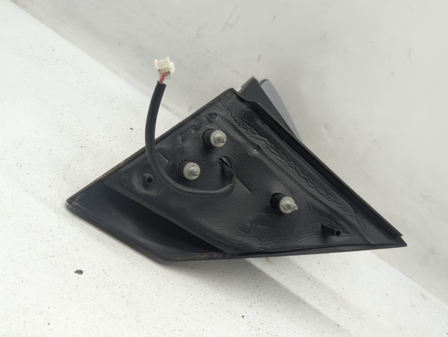 2012-2014 Nissan Versa Driver Side View Mirror - Left Door Mirror OEM Used - Oemusedautoparts1.com