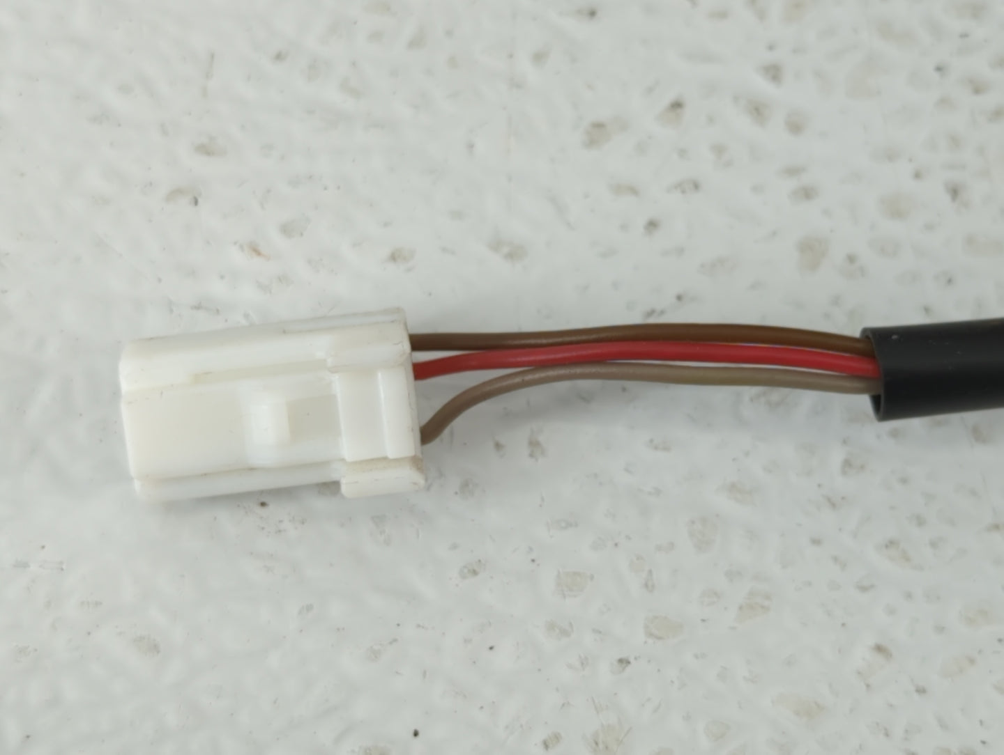 2012-2014 Nissan Versa Driver Side View Mirror - Left Door Mirror OEM Used - Oemusedautoparts1.com