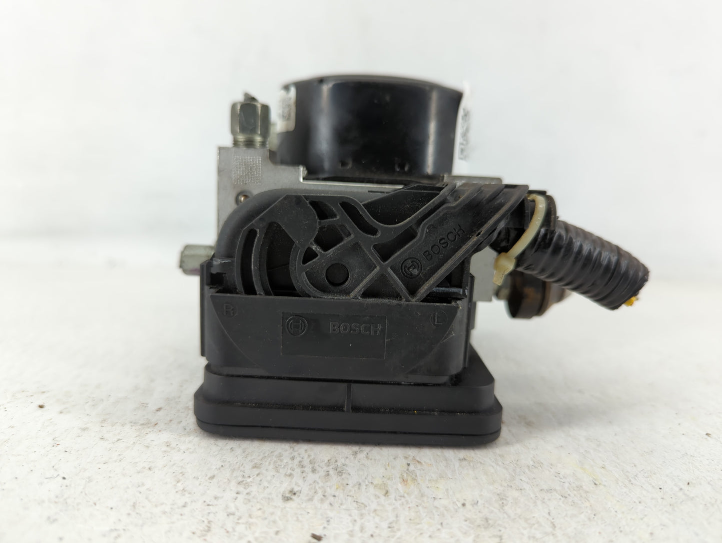 2014-2019 Nissan Versa ABS Pump Control Module Replacement P/N:47660 3WC0B Fits Fits 2014 2015 2016 2017 2018 2019 OEM Used 