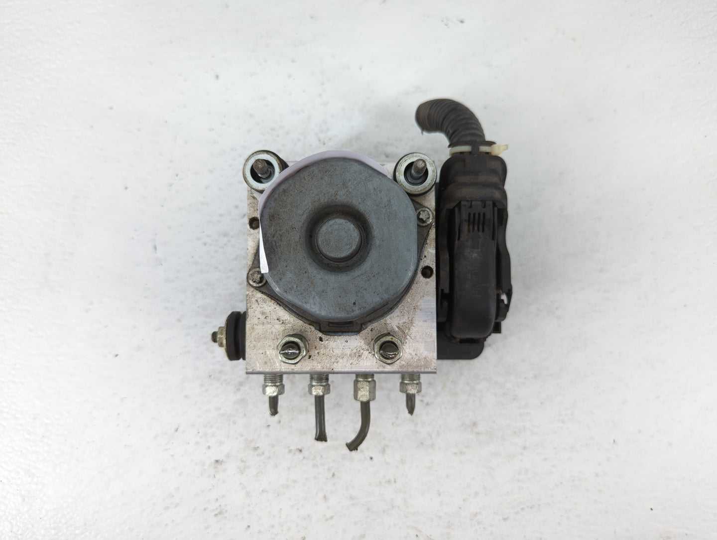 2014-2019 Nissan Versa ABS Pump Control Module Replacement P/N:47660 9KL0A Fits Fits 2014 2015 2016 2017 2018 2019 OEM Used 