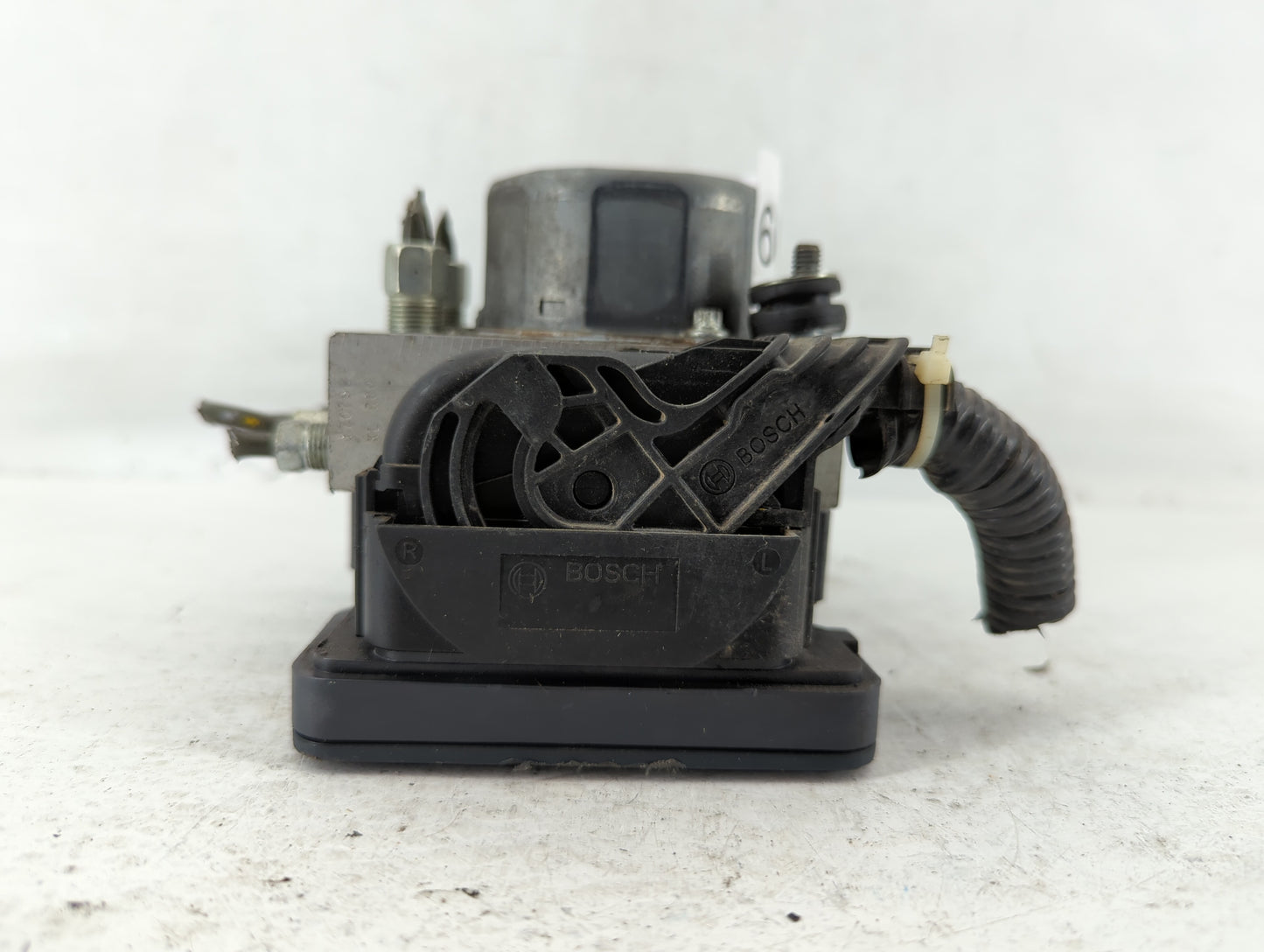2014-2019 Nissan Versa ABS Pump Control Module Replacement P/N:47660 9KL0A Fits Fits 2014 2015 2016 2017 2018 2019 OEM Used 