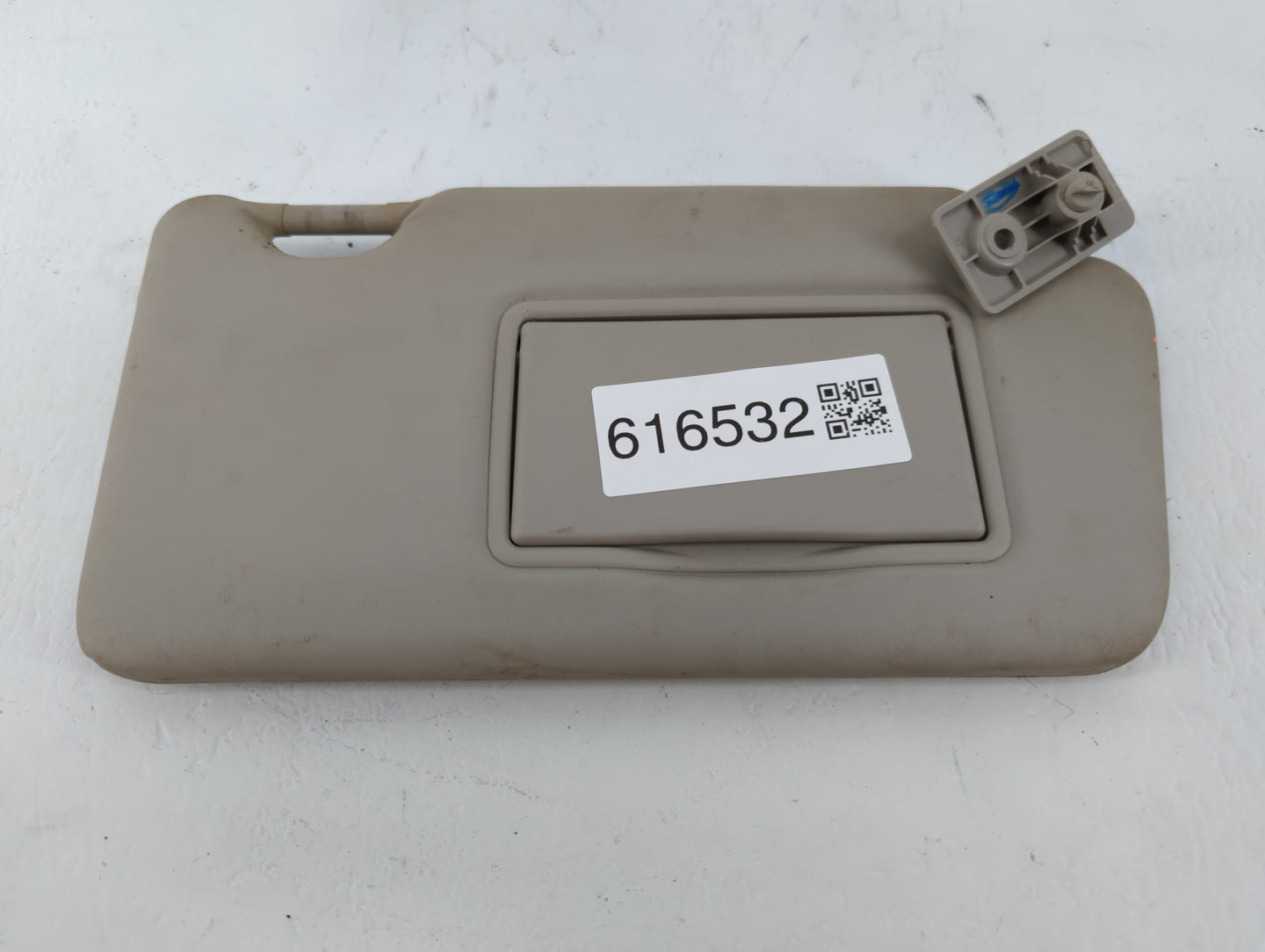 2013-2015 Nissan Versa Sun Visor Shade Replacement Passenger Right Mirror Fits Fits 2013 2014 2015 OEM Used Auto Parts - Oem