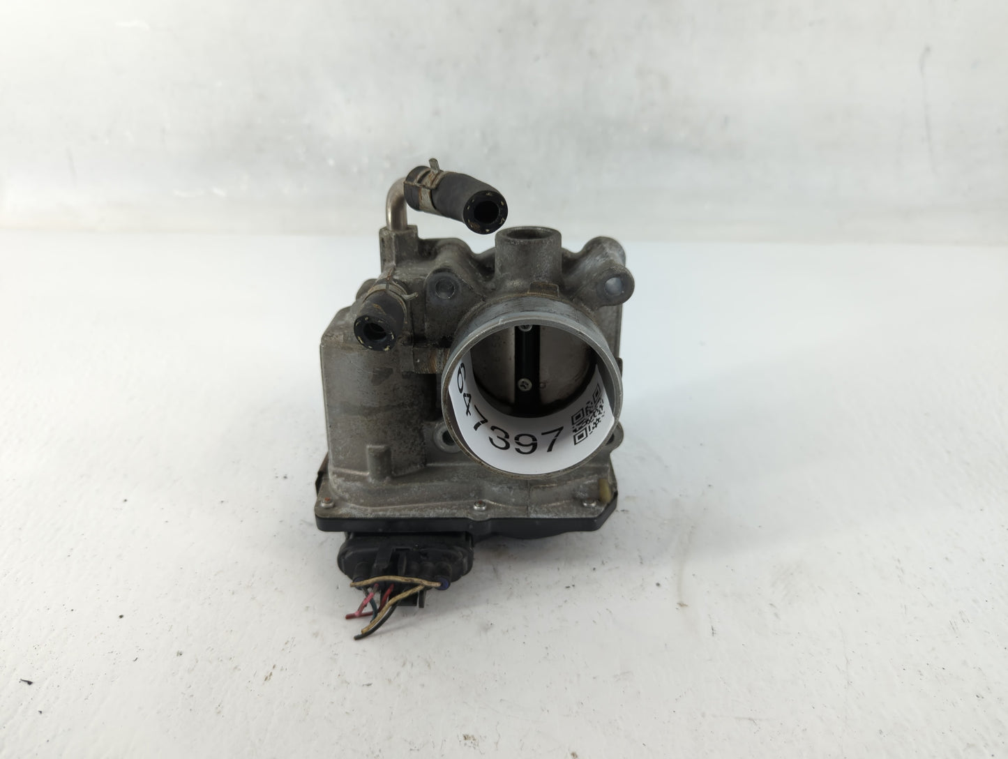 2012-2019 Nissan Versa Throttle Body P/N:3AA50-02 E Fits Fits 2012 2013 2014 2015 2016 2017 2018 2019 OEM Used Auto Parts - 