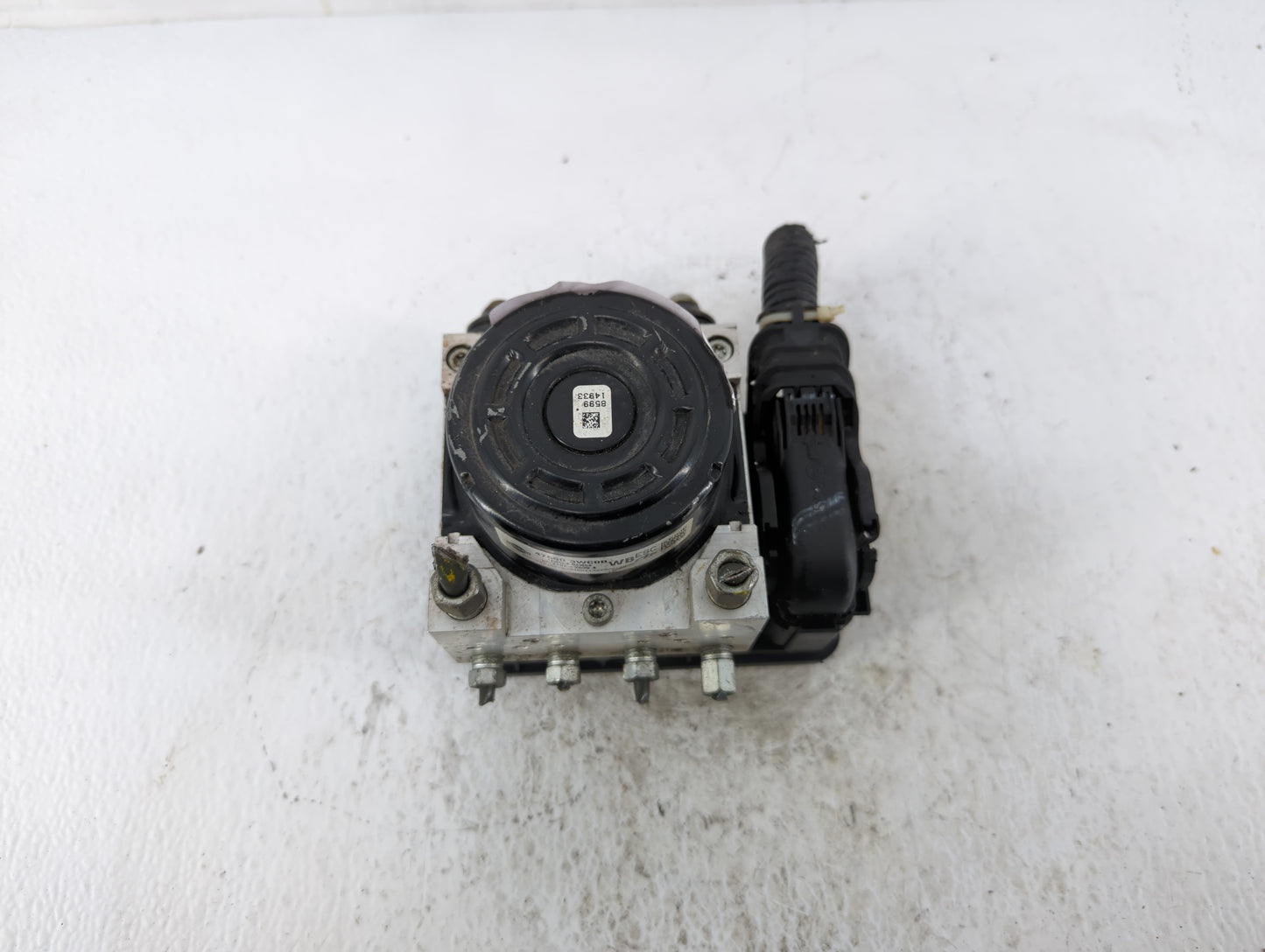 2014-2019 Nissan Versa ABS Pump Control Module Replacement P/N:47660 3WC0B Fits Fits 2014 2015 2016 2017 2018 2019 OEM Used 