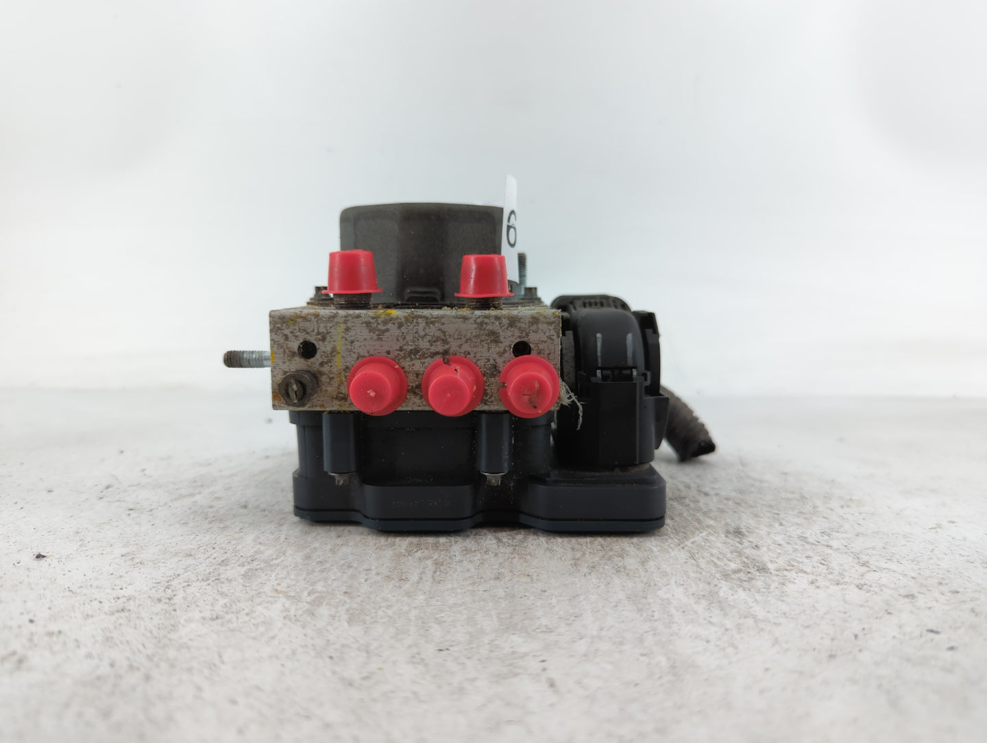 2014 Nissan Versa ABS Pump Control Module Replacement P/N:47660 9KF0A Fits OEM Used Auto Parts - Oemusedautoparts1.com