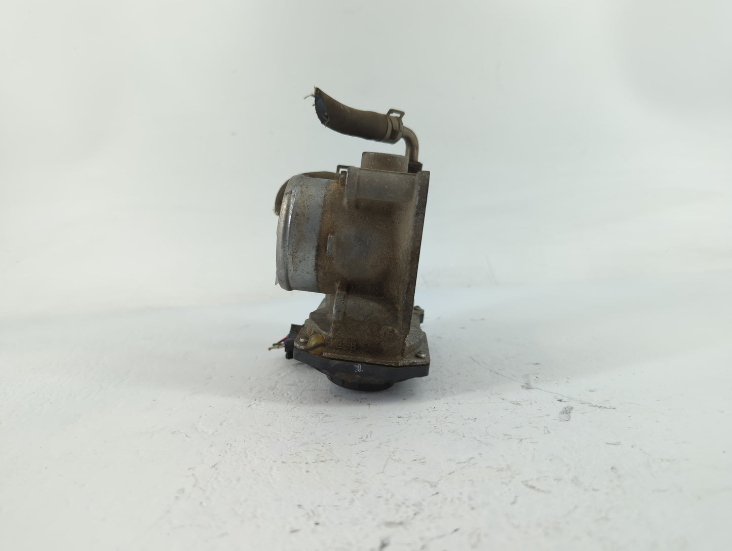 2012-2019 Nissan Versa Throttle Body P/N:3AA50-02 E Fits Fits 2012 2013 2014 2015 2016 2017 2018 2019 OEM Used Auto Parts - 
