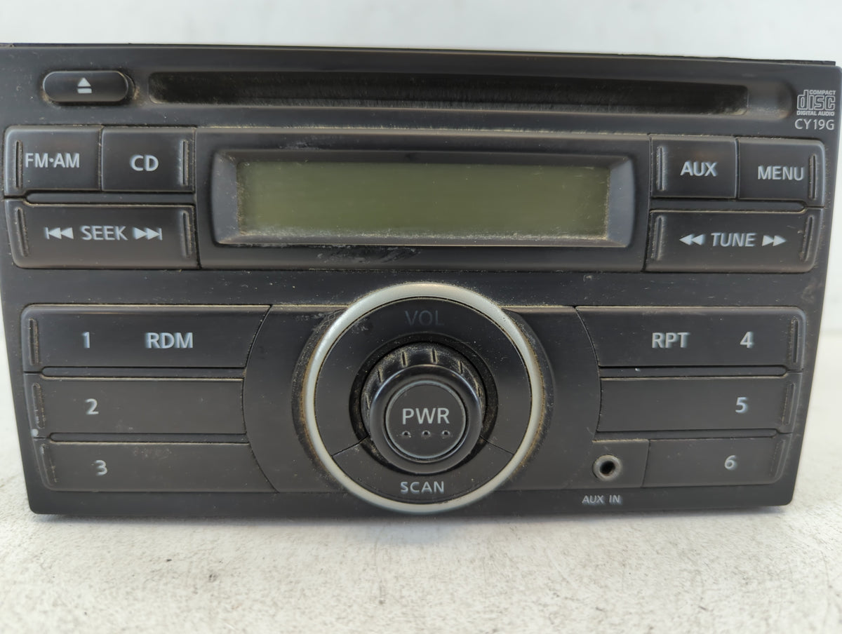 2012-2014 Nissan Versa Am Fm Cd Player Radio Receiver 663207 - Oemusedautoparts1.com