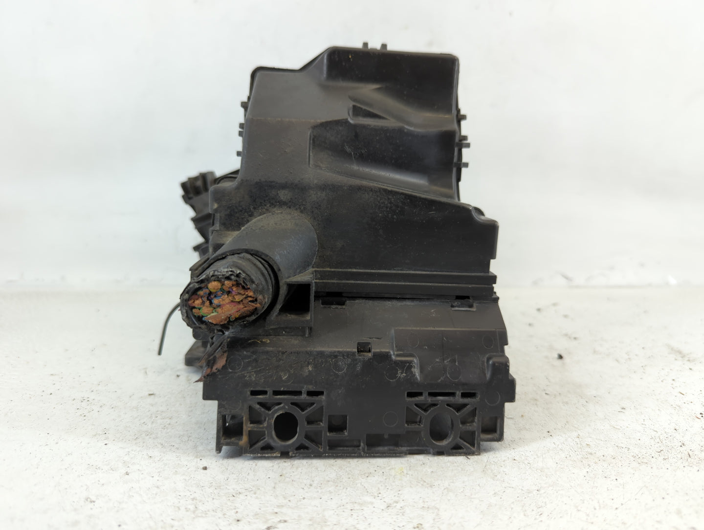 2013-2019 Nissan Versa Fusebox Fuse Box Panel Relay Module P/N:284B7 3AA0A Fits Fits 2013 2014 2015 2016 2017 2018 2019 OEM 