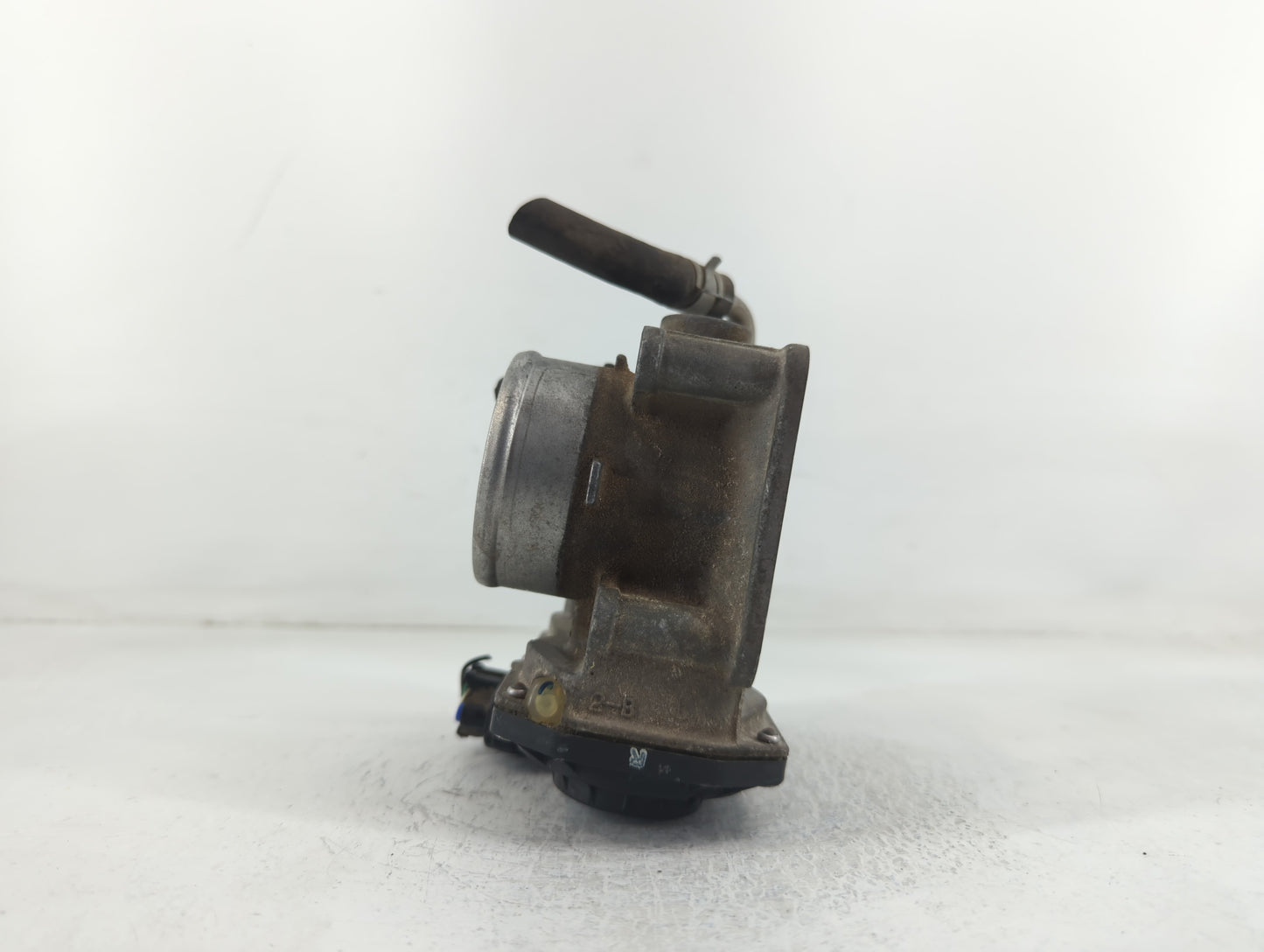 2012-2019 Nissan Versa Throttle Body P/N:3AA50-02 Fits Fits 2012 2013 2014 2015 2016 2017 2018 2019 OEM Used Auto Parts - Oe