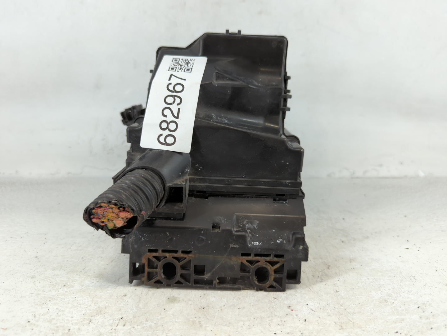 2013-2019 Nissan Versa Fusebox Fuse Box Panel Relay Module P/N:284B7 3AA0A Fits Fits 2013 2014 2015 2016 2017 2018 2019 OEM 