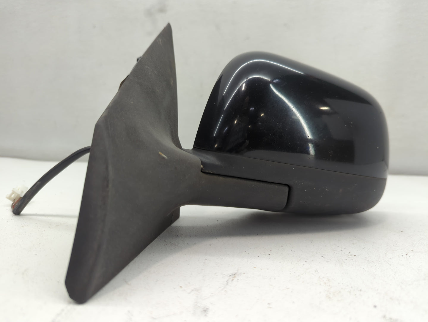 2012-2014 Nissan Versa Driver Side View Mirror - Left Door Mirror OEM Used - Oemusedautoparts1.com